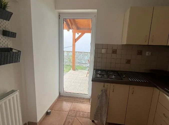 Luca Vendeghaz 1. Apartament